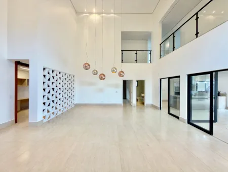 Sobrado Jardins Milão
