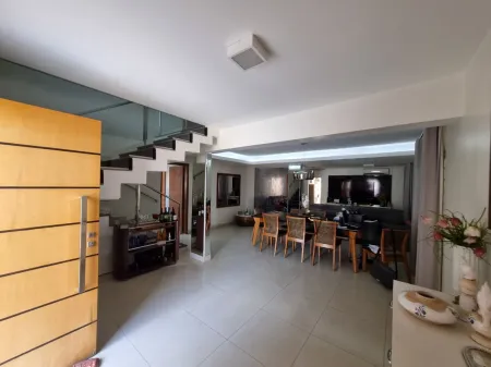 Sobrado Jardim Atlântico