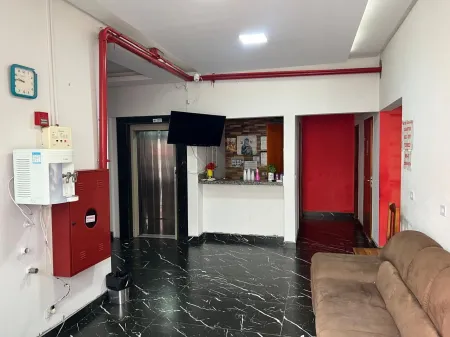 Prédio Bairro Santuário