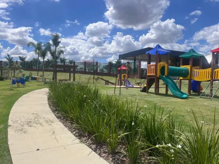 Sobrado Jardins Marselha
