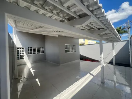 Casa Jardim Todos os Santos
