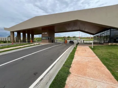 Lote no Vinhas Flamboyant