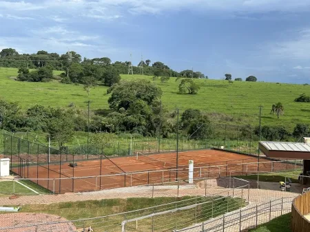 Lote no Vinhas Flamboyant