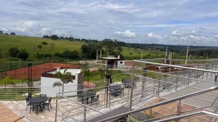 Lote Vinhas Flamboyant