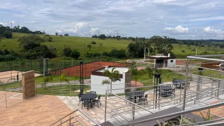 Lote Vinhas Flamboyant