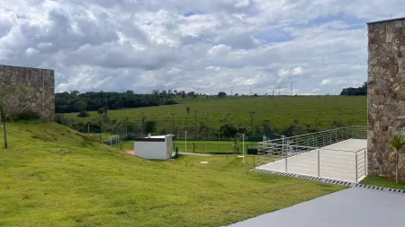 Lote Vinhas Flamboyant