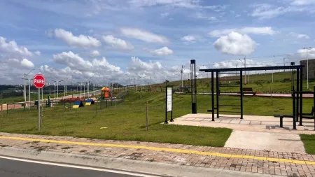 Lote Vinhas Flamboyant