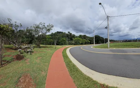 Lote Jardins Sevilha