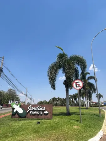 Terreno Jardins Valência