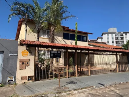 Sobrado Setor Leste Universitário
