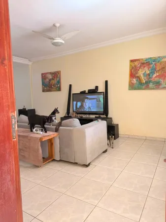 Casa Jardim Nova Era
