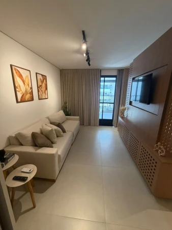 Haut Compact Life