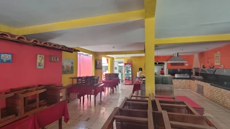Casa Comercial No Setor Coimbra
