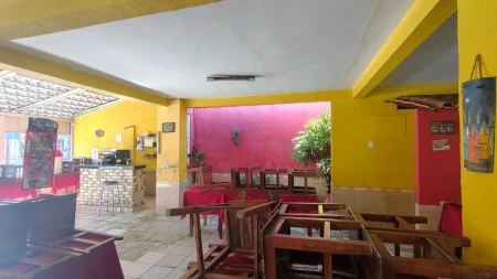 Casa Comercial No Setor Coimbra