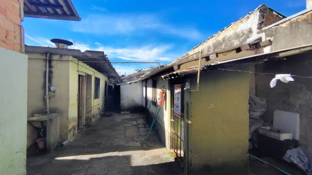 Casa Comercial No Setor Coimbra