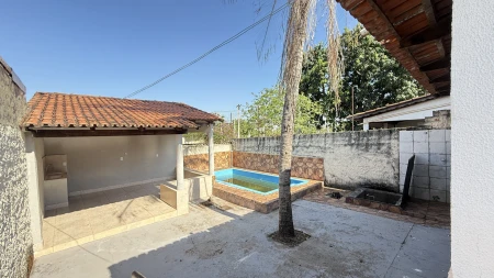 Casa Residencial Village Garavelo