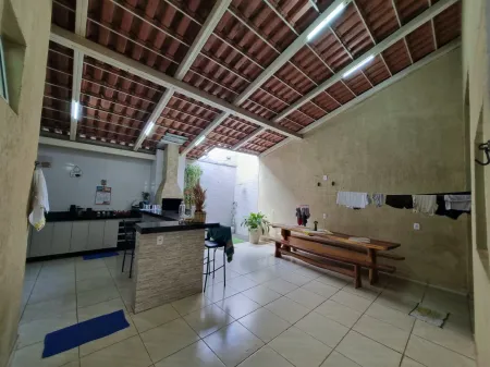 Casa Residencial Flores de Goiás
