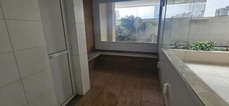 Flat Lounge 22