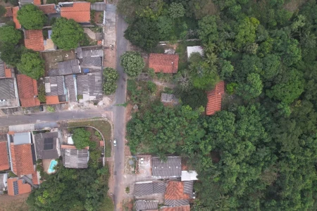 Área na Vila Maria Luiza