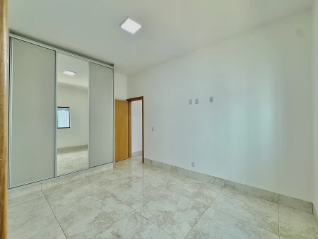 Casa Condomínio Jardim Veneza