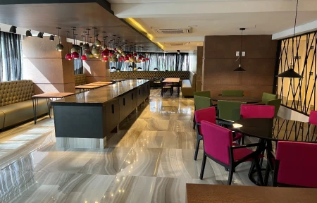 Qs Marista Stay & Hotel