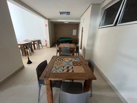 Moment Living Square