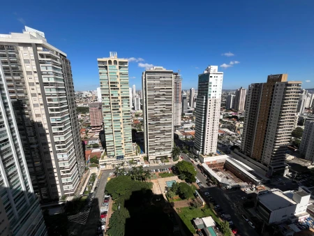 Moment Living Square