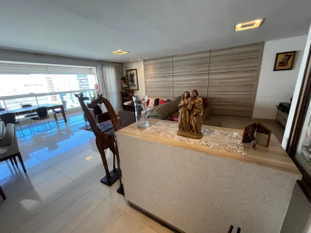 Moment Living Square