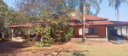 Terreno com Casa Vale das Brisas