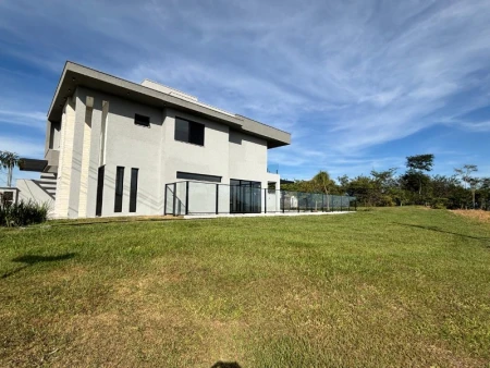 Casa Jardins Nápoles