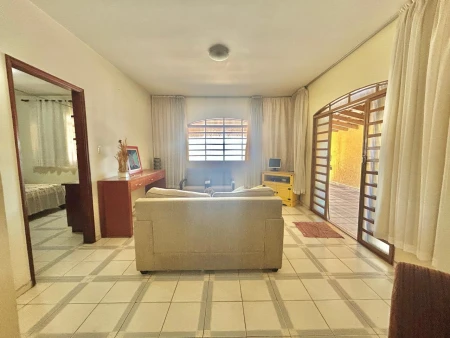 Casa Jardim Mirabel