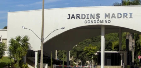 Sobrado Jardins Madri
