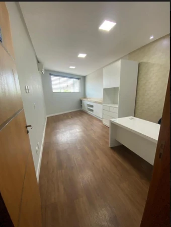 Prédio Comercial Água Branca