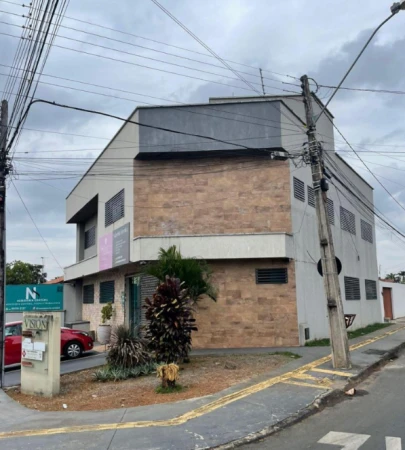 Prédio Comercial Água Branca
