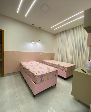 Casa Térrea Condomínio Copacabana