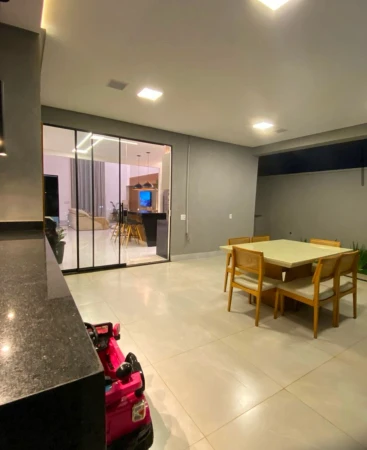 Casa Térrea Condomínio Copacabana