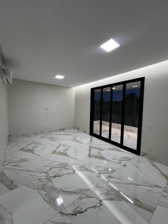 Triplex no Condomínio Residencial Copacabana