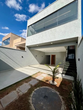 Sobrado Village Garavelo