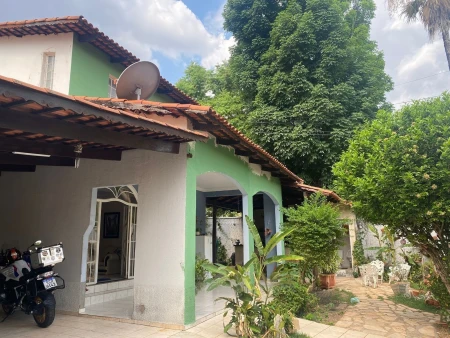 Sobrado Setor Jaó