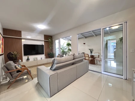 Sobrado Setor Jardim Planalto