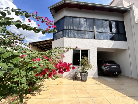 Sobrado Setor Jardim Planalto