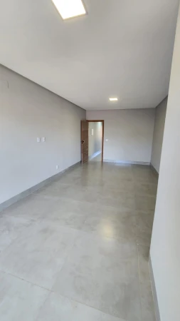 Sobrado no Setor Jaó