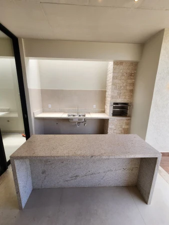 Sobrado Jardins Capri