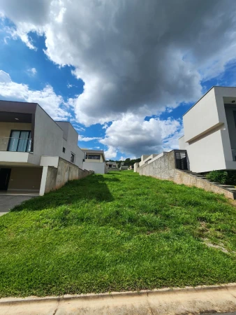 Lote Jardins Nápoles