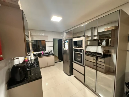 Casa no Jardim Atlântico