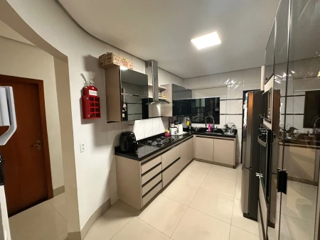 Casa no Jardim Atlântico