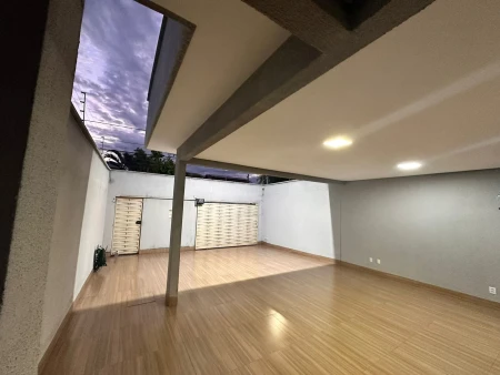 Casa no Jardim Atlântico