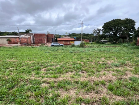 Lote no Residencial Limoeiro
