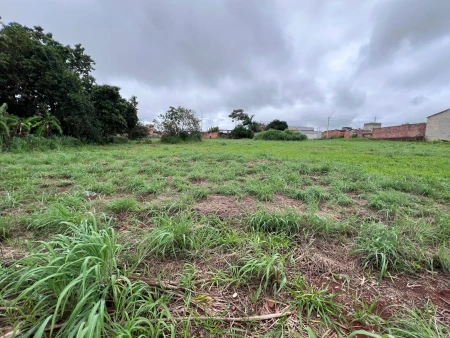 Lote no Residencial Limoeiro