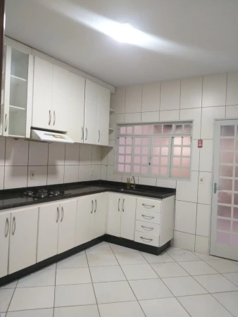 Casa Jardim Nova Era